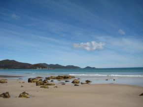 Sisters Beach House, Sisters Beach